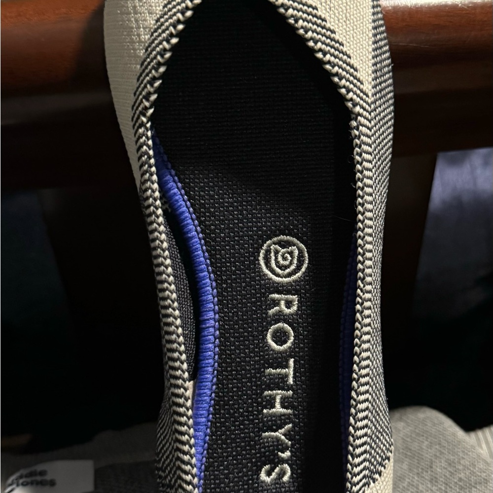 Brand new never worn Rothy’s flats!